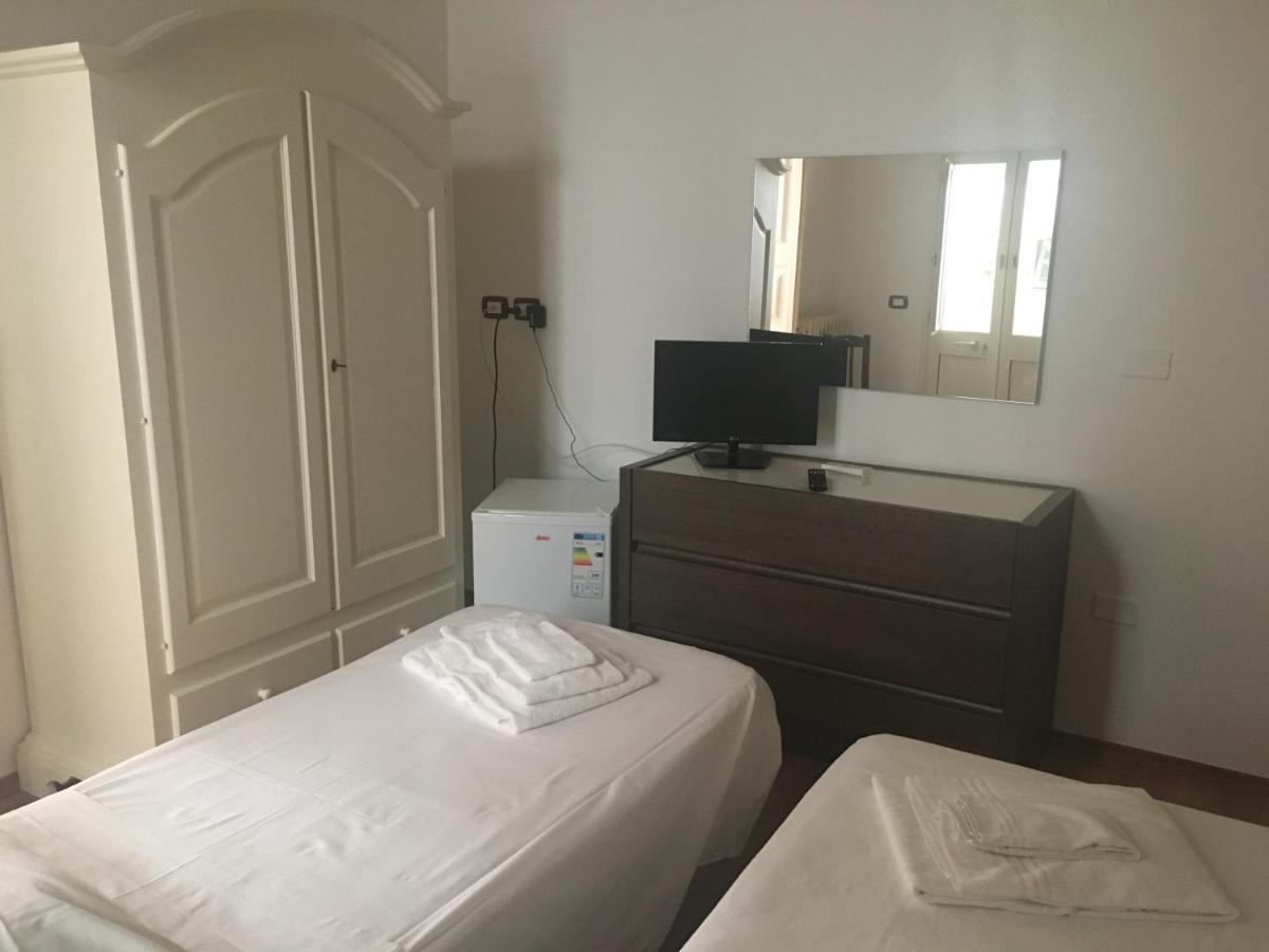 Hotel Stelmalu' à Novoli Extérieur photo